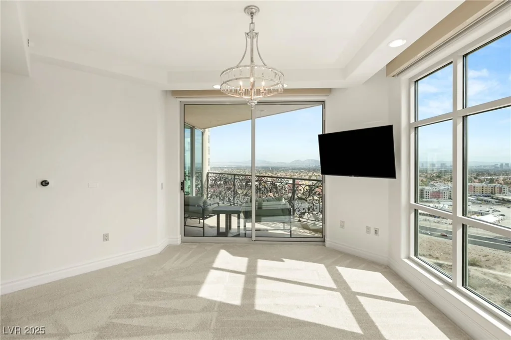9101 Alta, Las Vegas, NV 89145