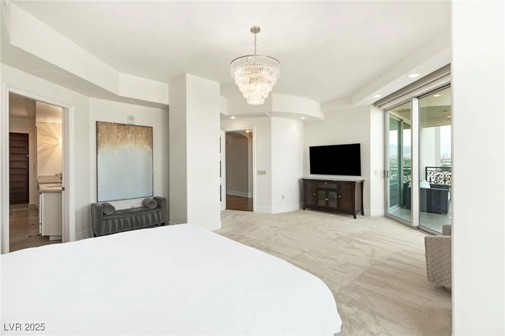 9101 Alta, Las Vegas, NV 89145