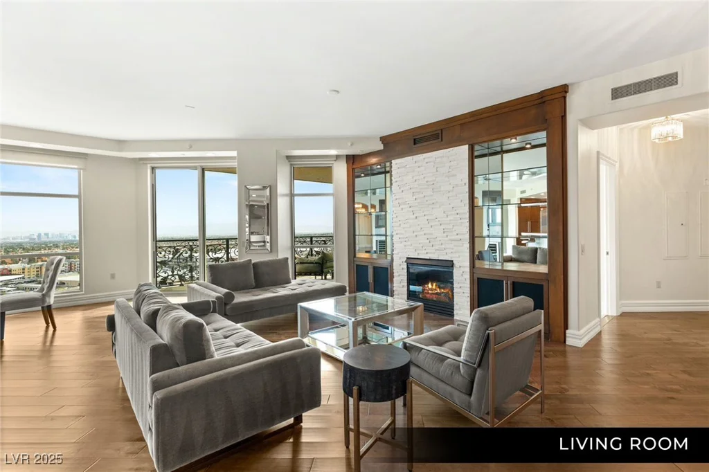 9101 Alta, Las Vegas, NV 89145