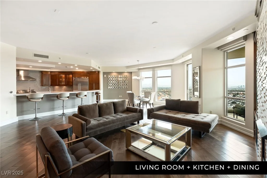 9101 Alta, Las Vegas, NV 89145