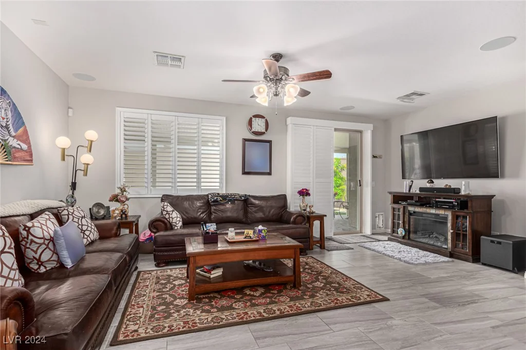 8337 Sonora Del Sol, Las Vegas, NV 89113