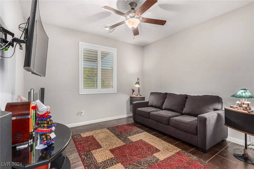 8337 Sonora Del Sol, Las Vegas, NV 89113