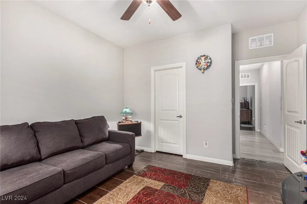 8337 Sonora Del Sol, Las Vegas, NV 89113