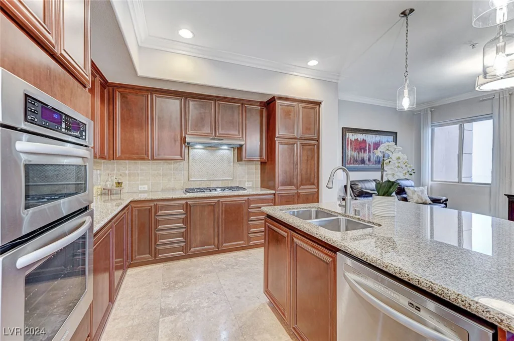 30 Via Mantova, Henderson, NV 89011