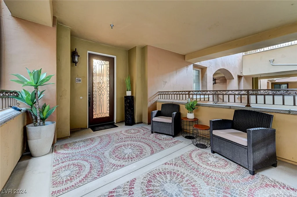 30 Via Mantova, Henderson, NV 89011