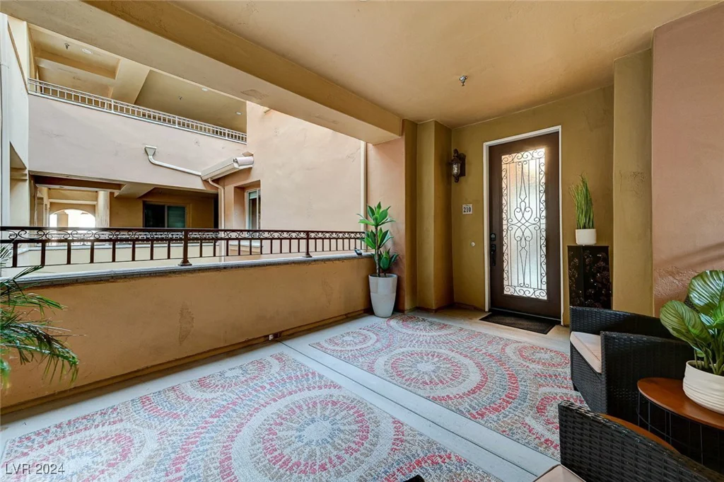 30 Via Mantova, Henderson, NV 89011
