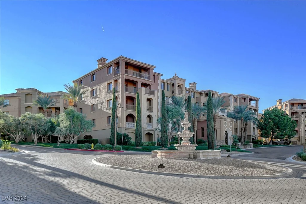 30 Via Mantova, Henderson, NV 89011