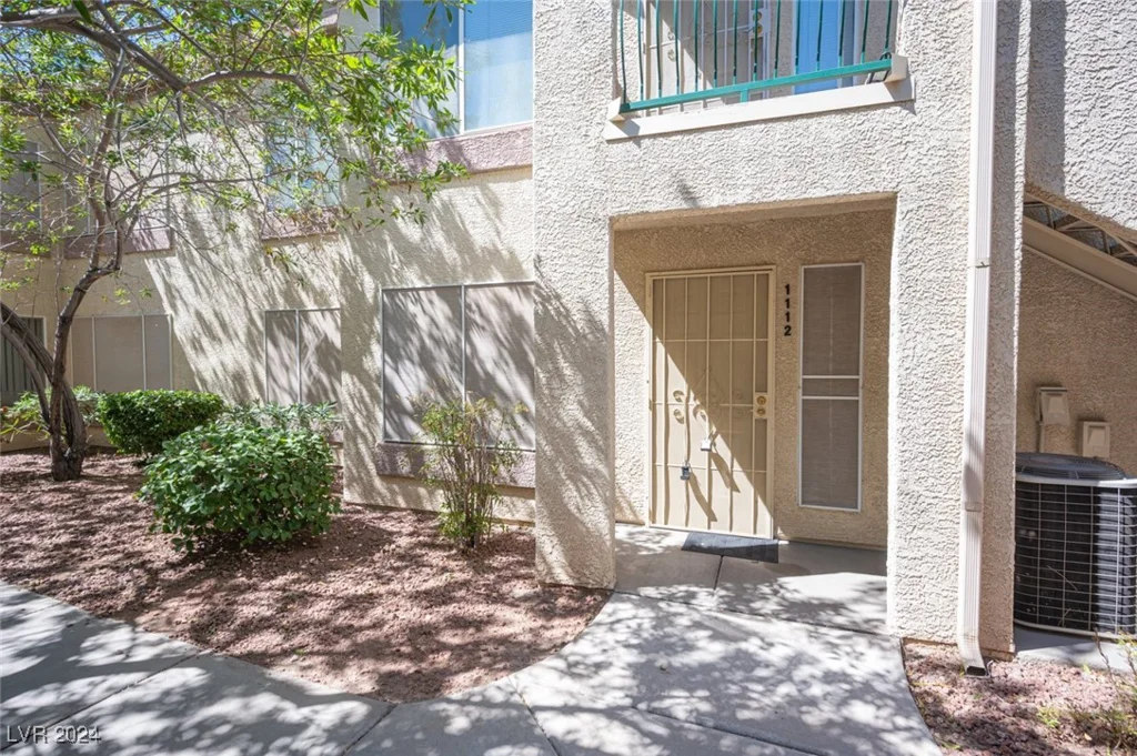 5710 Tropicana, Las Vegas, NV 89122
