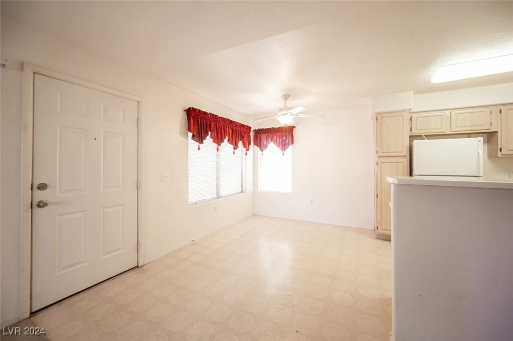 5710 Tropicana, Las Vegas, NV 89122
