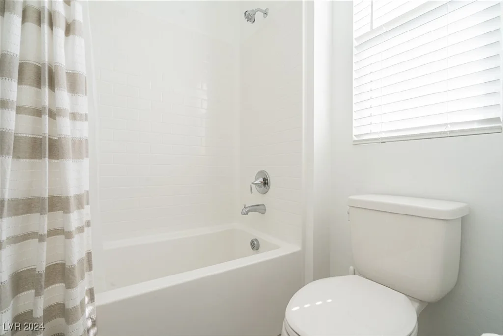 9662 Dalton Lake, Las Vegas, NV 89178