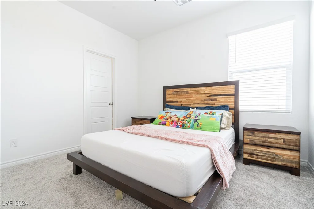 9662 Dalton Lake, Las Vegas, NV 89178
