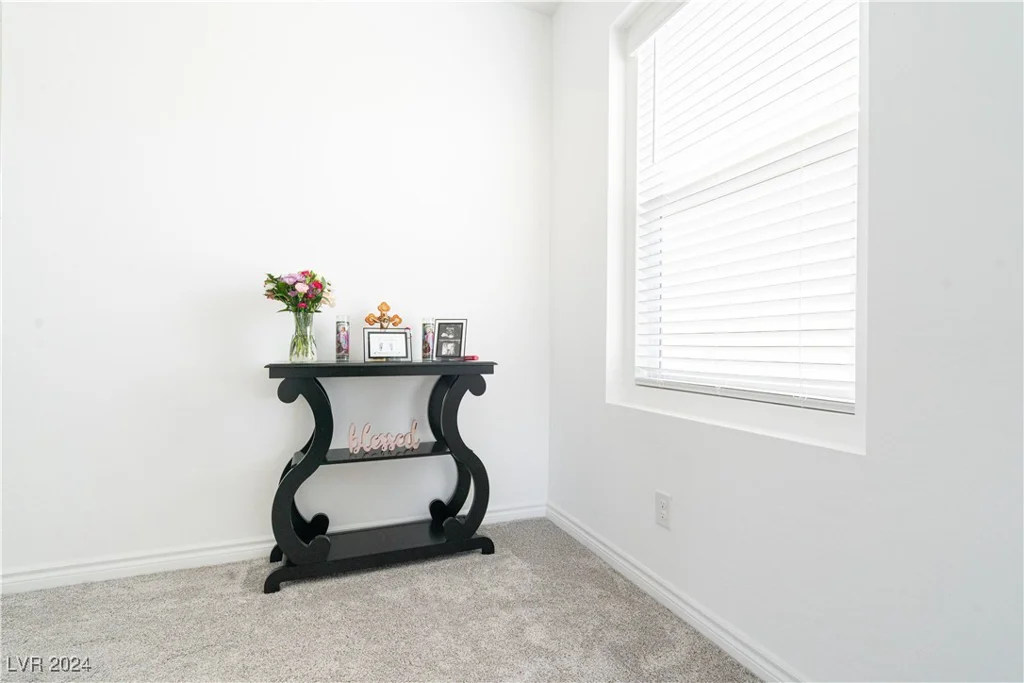 9662 Dalton Lake, Las Vegas, NV 89178
