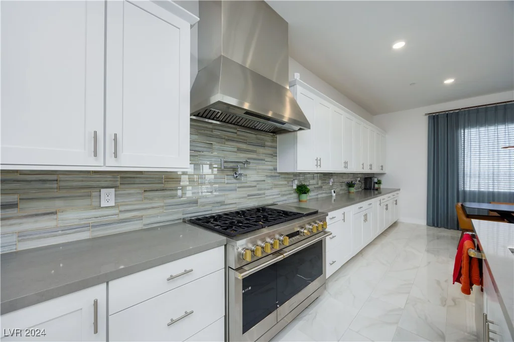510 Duvet, Henderson, NV 89012