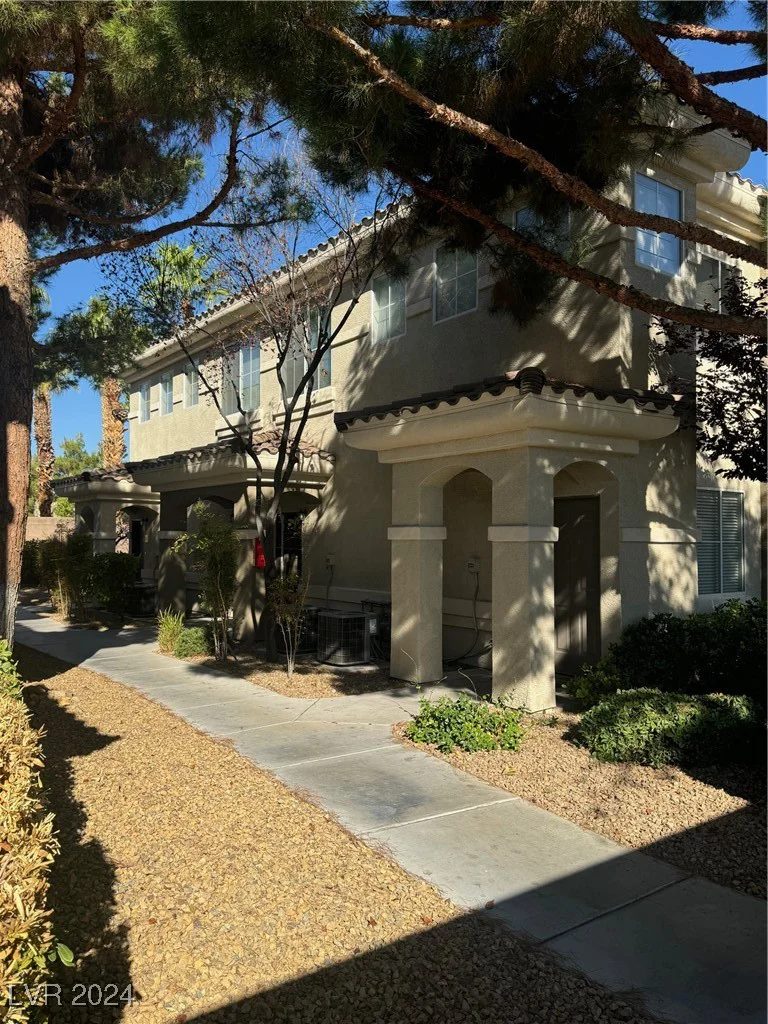 9050 Warm Springs, Las Vegas, NV 89148