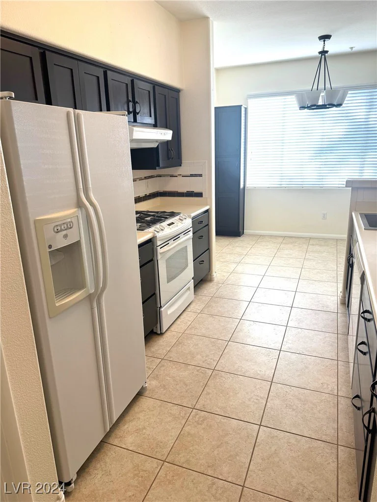 9050 Warm Springs, Las Vegas, NV 89148