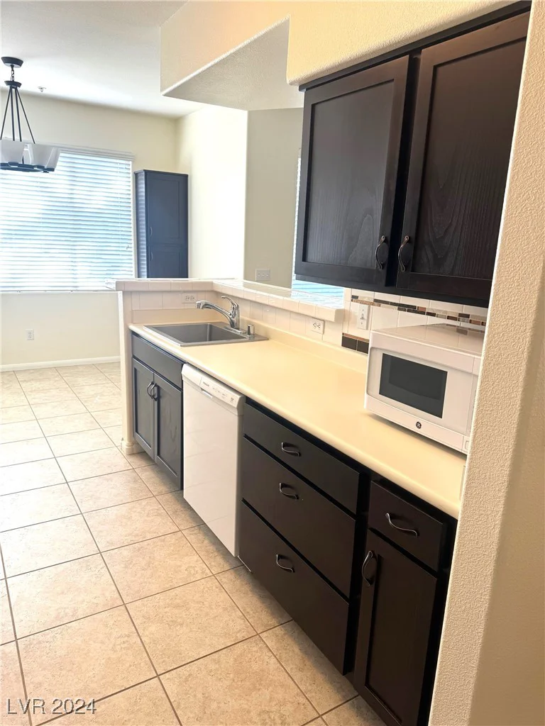 9050 Warm Springs, Las Vegas, NV 89148