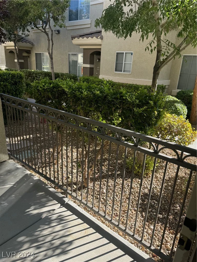 9050 Warm Springs, Las Vegas, NV 89148