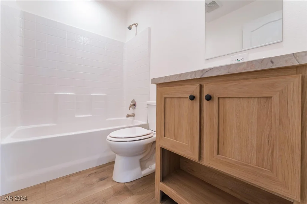 6250 Yellowstone, Las Vegas, NV 89156