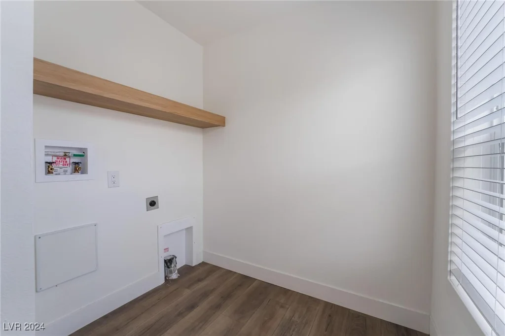 6250 Yellowstone, Las Vegas, NV 89156