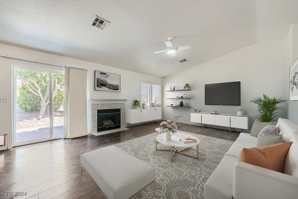 902 Noche De Paz, Henderson, NV 89015