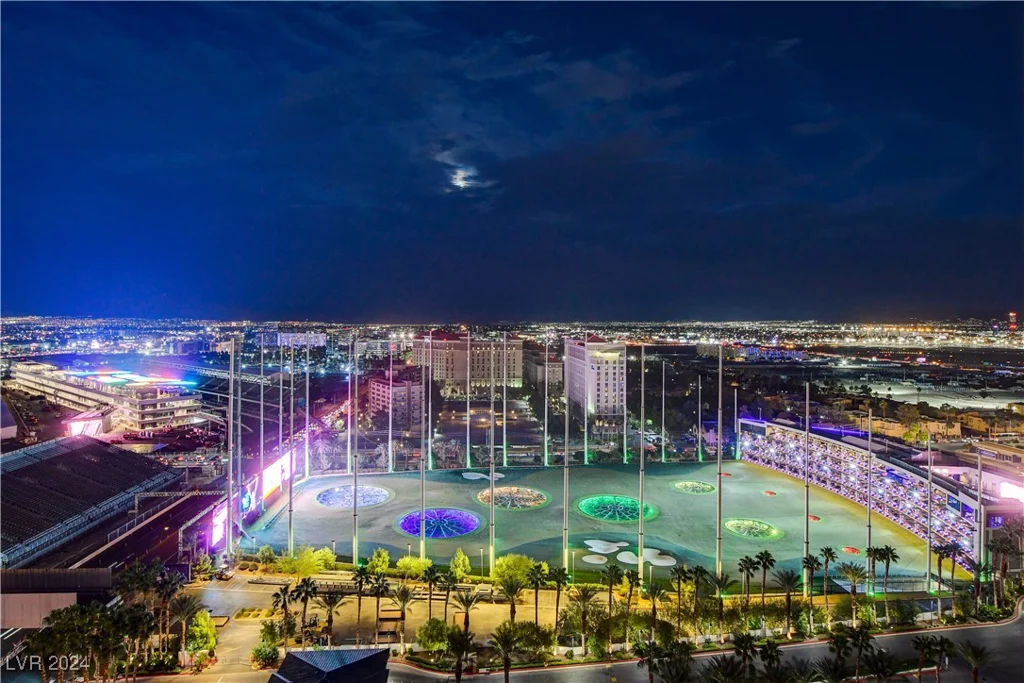 125 Harmon, Las Vegas, NV 89109