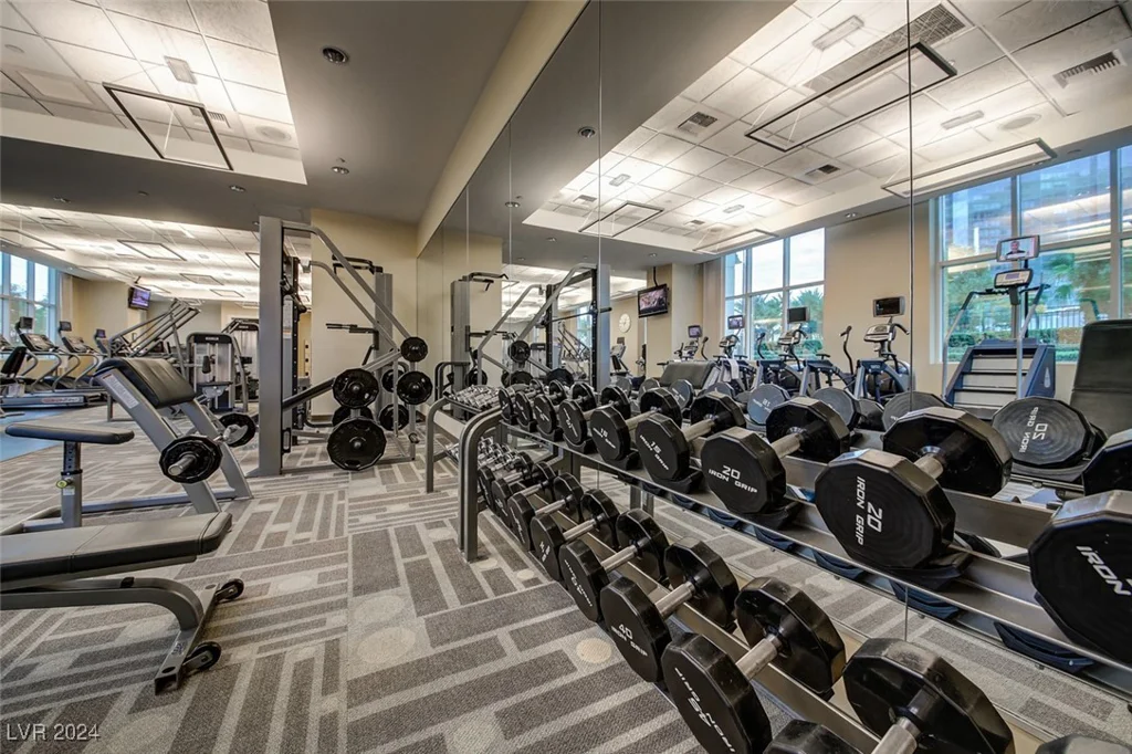 125 Harmon, Las Vegas, NV 89109