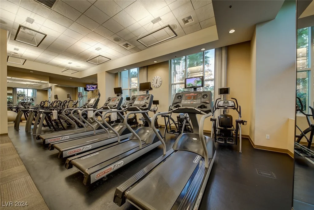 125 Harmon, Las Vegas, NV 89109