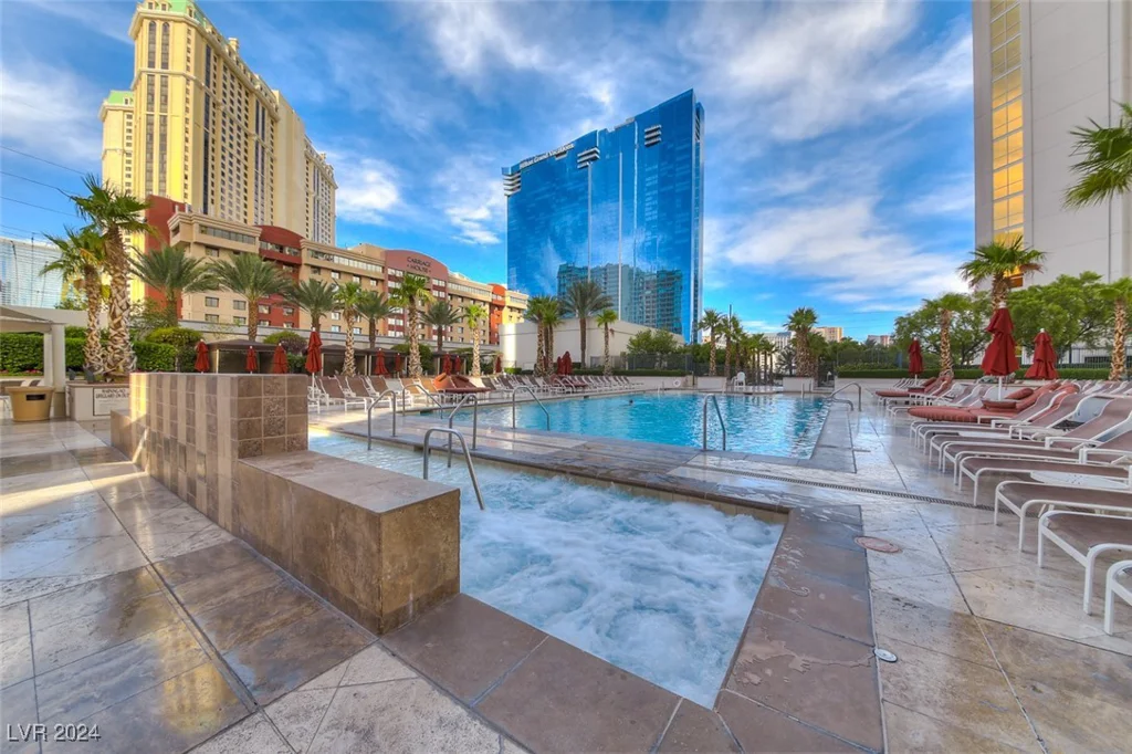 125 Harmon, Las Vegas, NV 89109