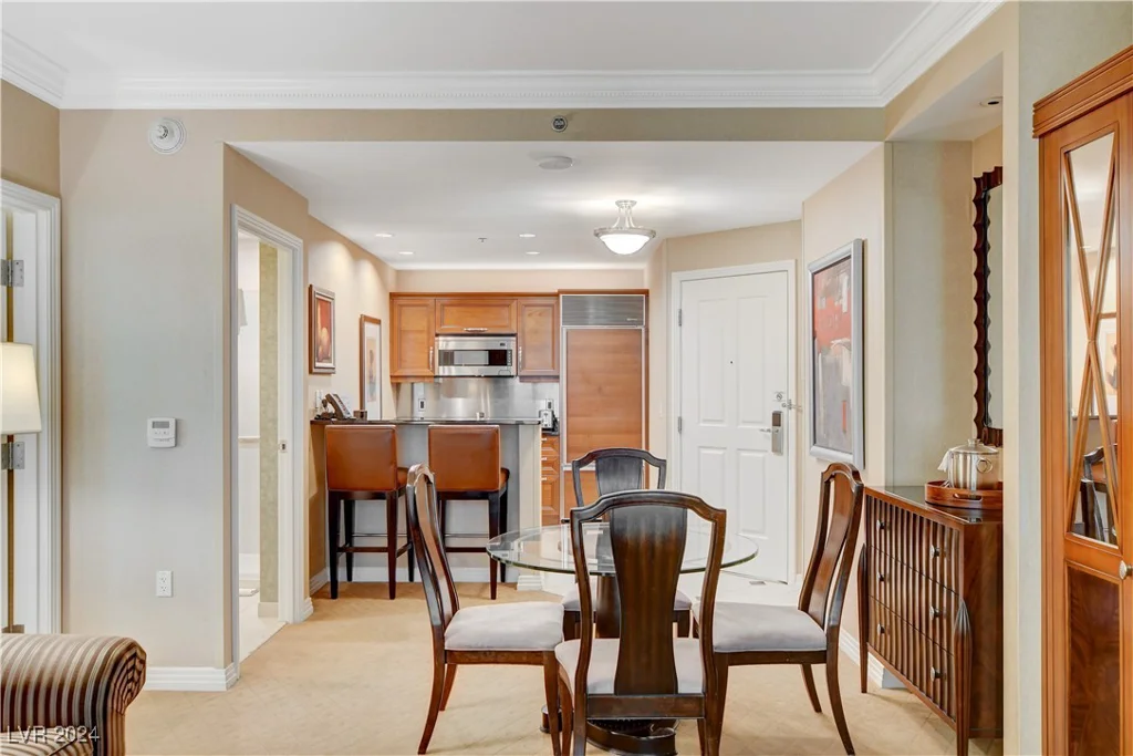 125 Harmon, Las Vegas, NV 89109