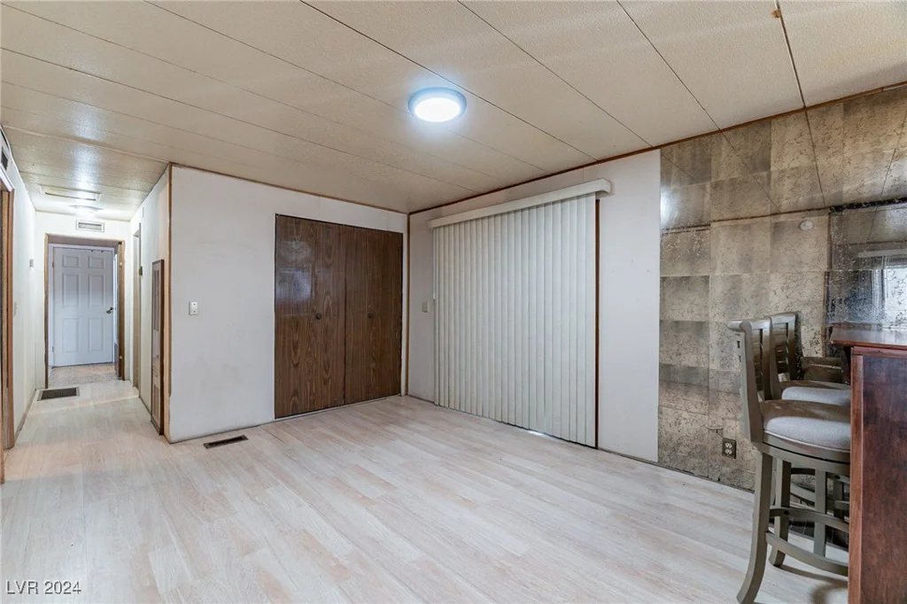 6452 Hartman, Las Vegas, NV 89108