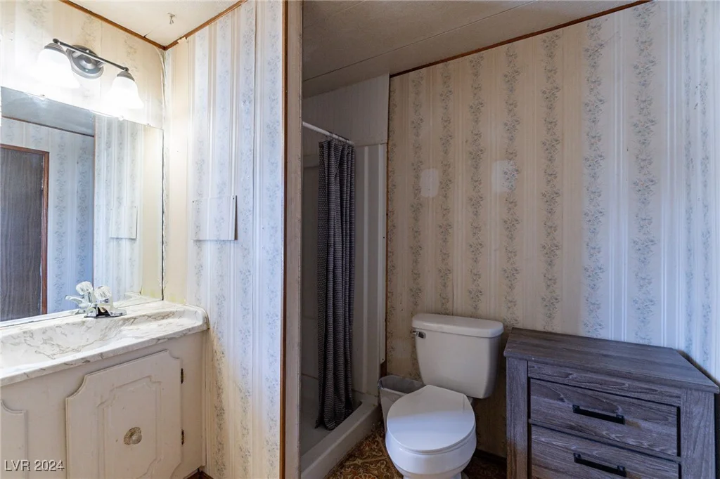 6452 Hartman, Las Vegas, NV 89108