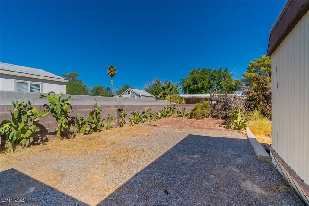 6452 Hartman, Las Vegas, NV 89108