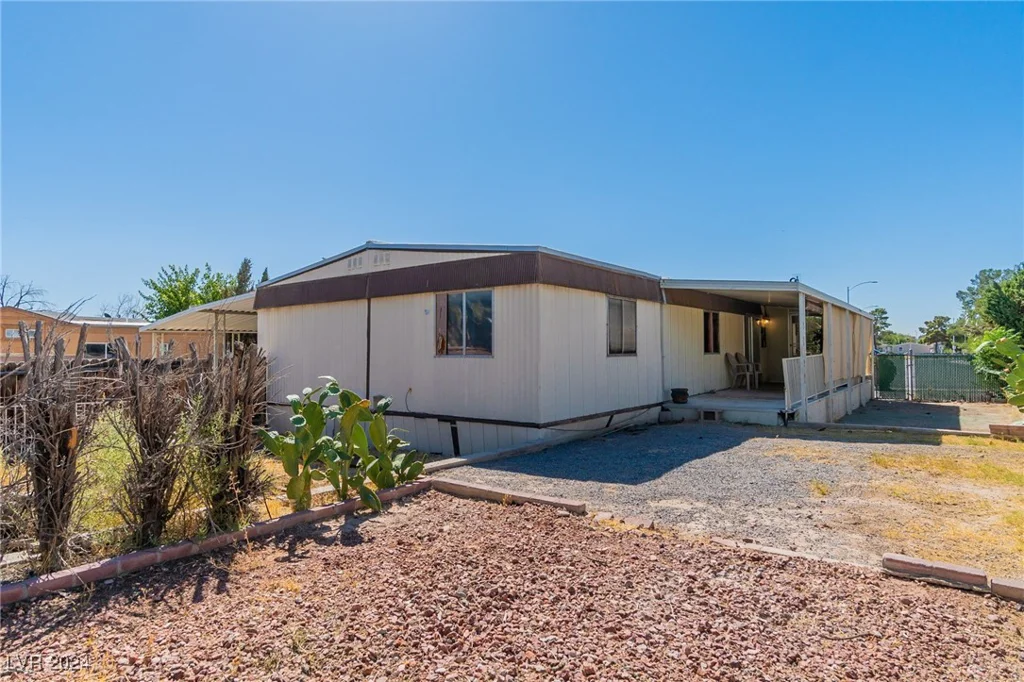 6452 Hartman, Las Vegas, NV 89108