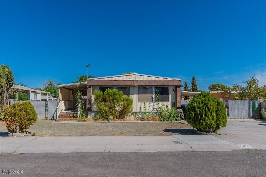 6452 Hartman, Las Vegas, NV 89108