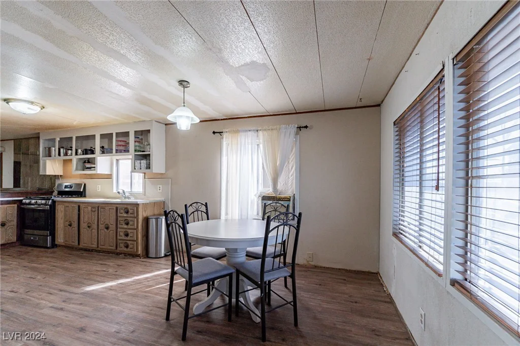 6452 Hartman, Las Vegas, NV 89108