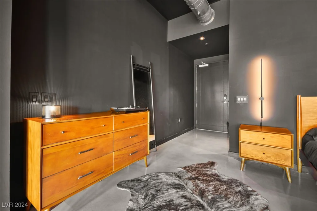 200 Hoover, Las Vegas, NV 89101