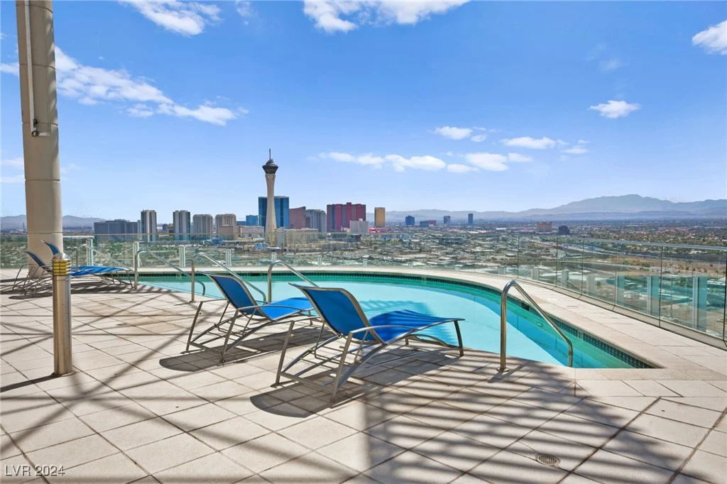 200 Hoover, Las Vegas, NV 89101