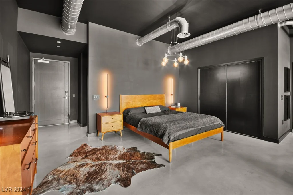 200 Hoover, Las Vegas, NV 89101
