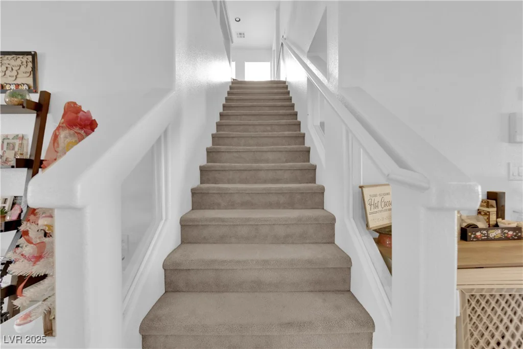 10568 Salmon Leap, Las Vegas, NV 89183