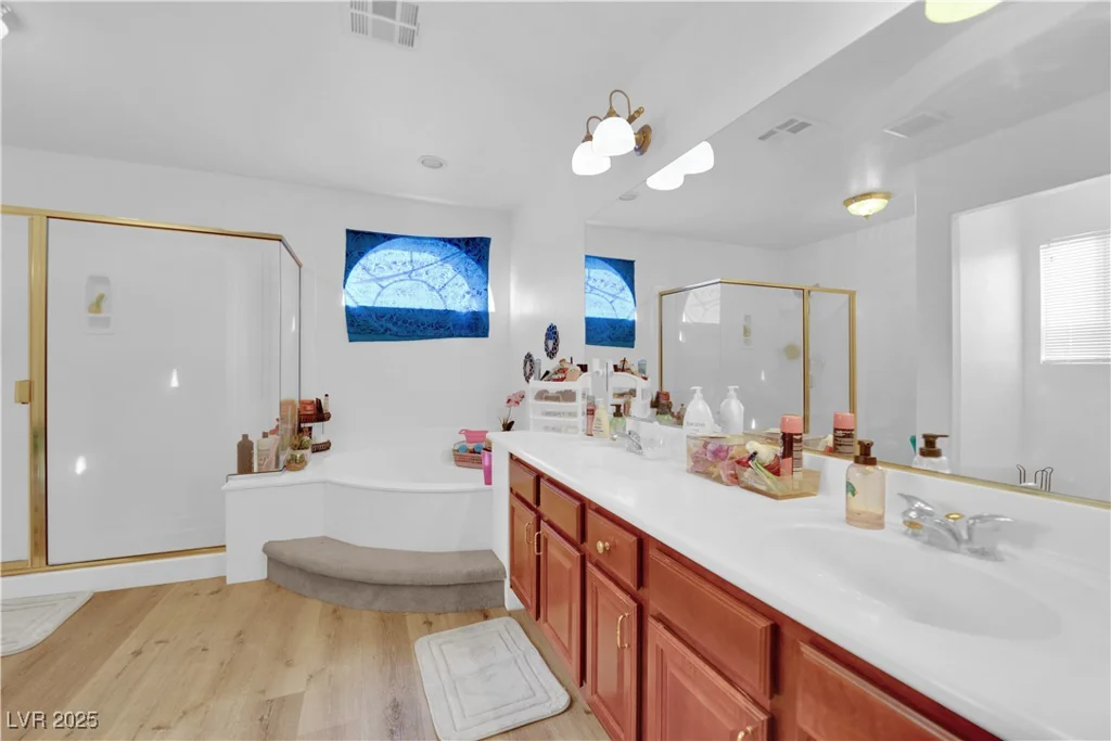 10568 Salmon Leap, Las Vegas, NV 89183