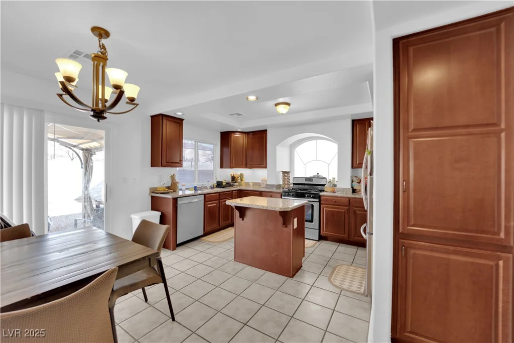 10568 Salmon Leap, Las Vegas, NV 89183