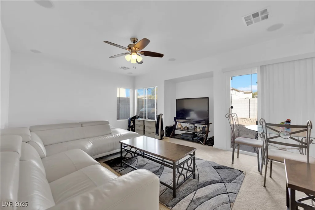 10568 Salmon Leap, Las Vegas, NV 89183