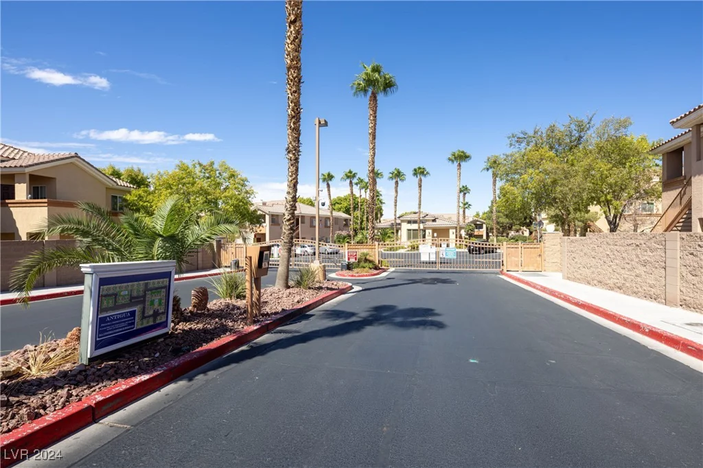 1050 Cactus, Las Vegas, NV 89183