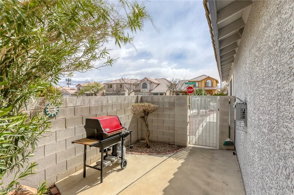 7910 Bridgefield, Las Vegas, NV 89147