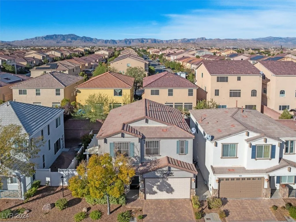 8375 Hunter Brook, Las Vegas, NV 89139