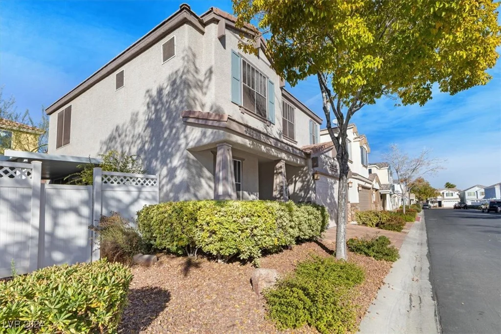 8375 Hunter Brook, Las Vegas, NV 89139
