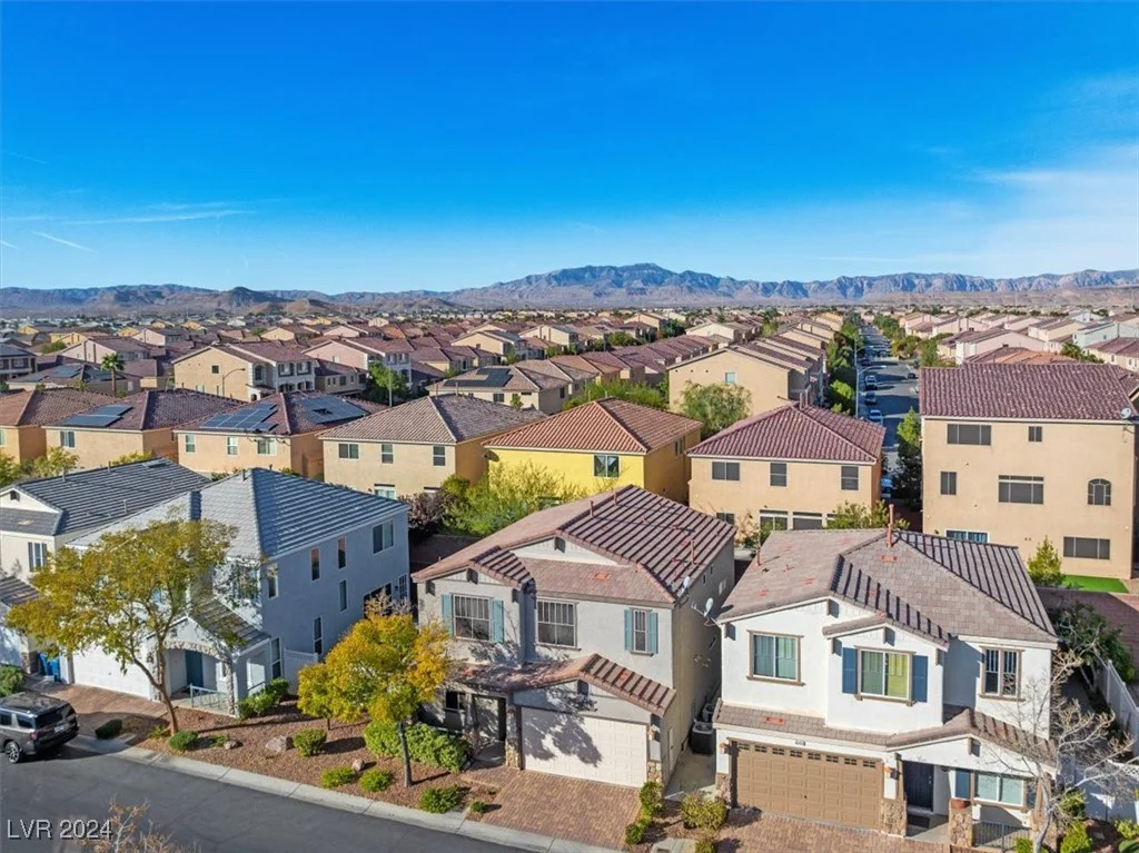 8375 Hunter Brook, Las Vegas, NV 89139