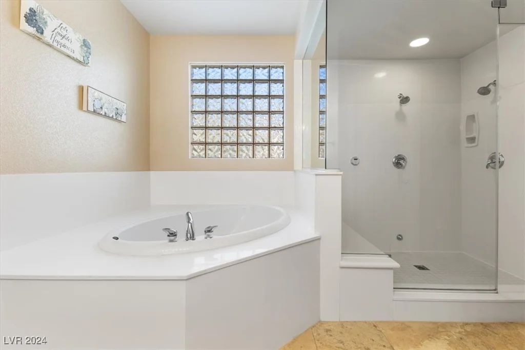 8375 Hunter Brook, Las Vegas, NV 89139