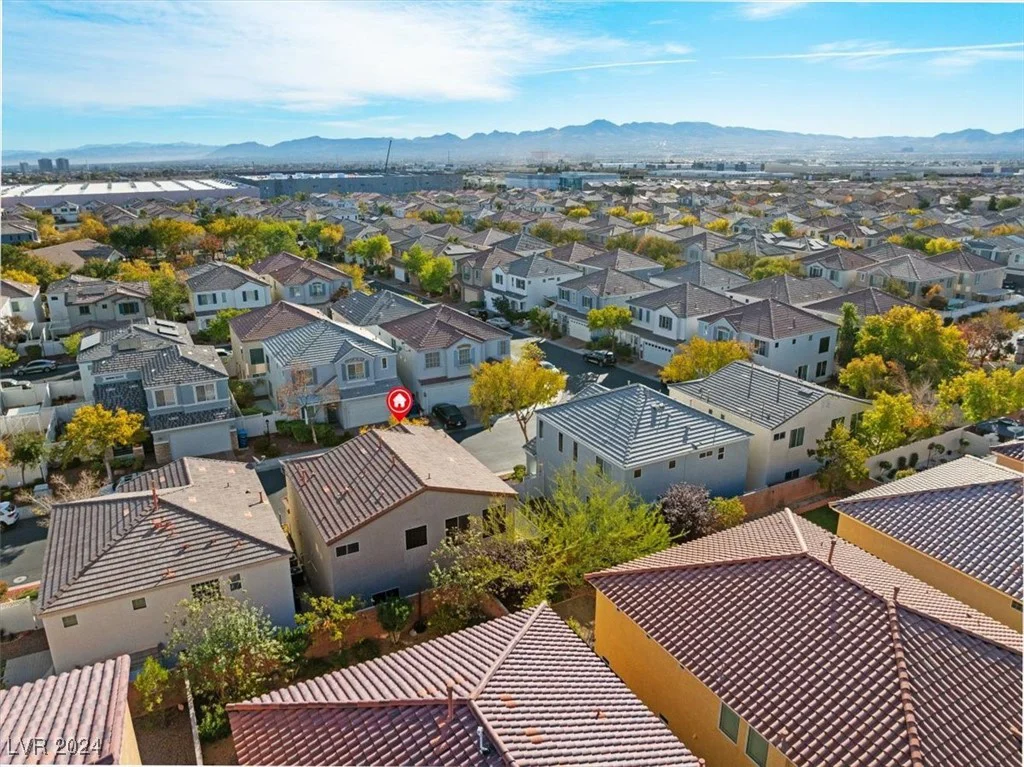 8375 Hunter Brook, Las Vegas, NV 89139