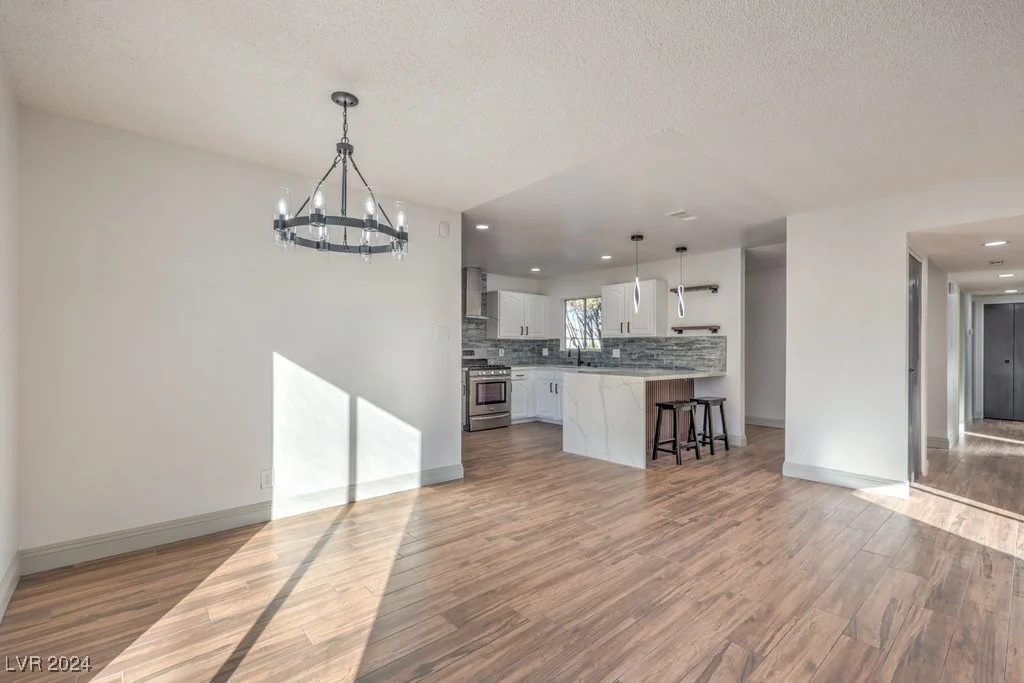 6509 Dinning, Las Vegas, NV 89107